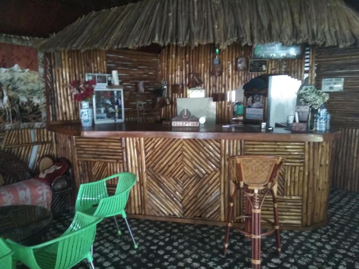 Bernard Guest House & Resto Redpartner Ambarita Exterior foto